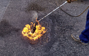 Ganarew flat roofing repairs